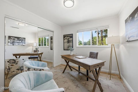 Tiny photo for 897 Old Farm Road, Thousand Oaks, CA 91360 (MLS # 226002271)