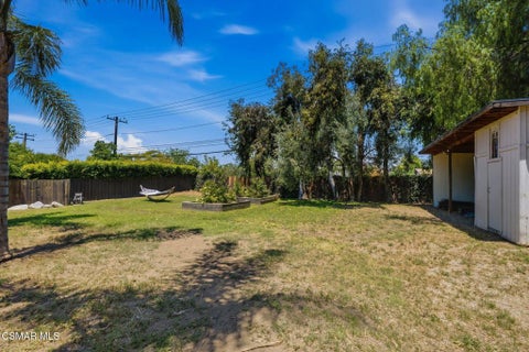 Tiny photo for 897 Old Farm Road, Thousand Oaks, CA 91360 (MLS # 226002271)