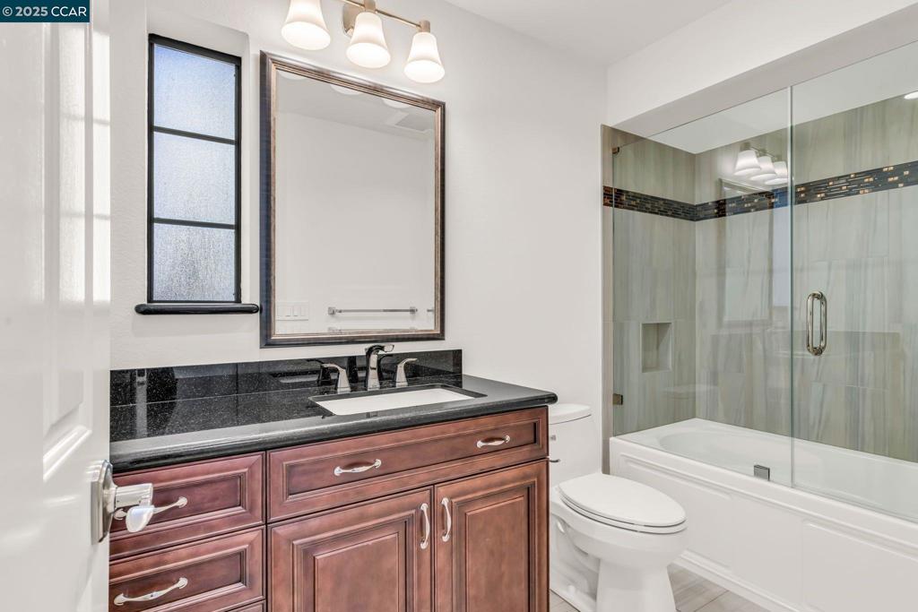 CANYON WOODS - Residential