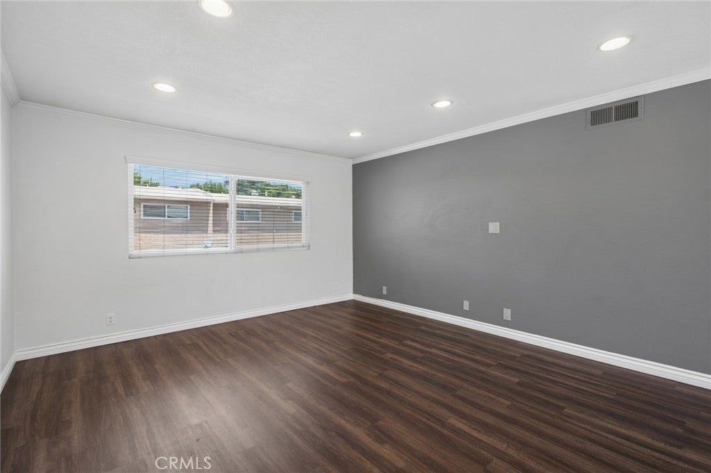 772 W Lambert 129