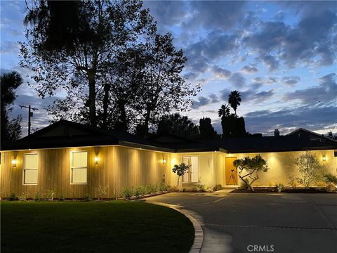 Tiny photo for 7663 Sedan Avenue, West Hills, CA 91304 (MLS # SR26005541)