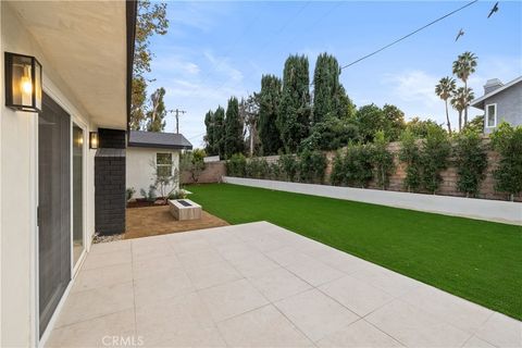 Tiny photo for 7663 Sedan Avenue, West Hills, CA 91304 (MLS # SR26005541)