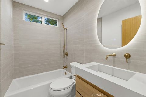 Tiny photo for 7663 Sedan Avenue, West Hills, CA 91304 (MLS # SR26005541)