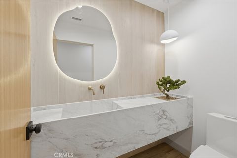 Tiny photo for 7663 Sedan Avenue, West Hills, CA 91304 (MLS # SR26005541)