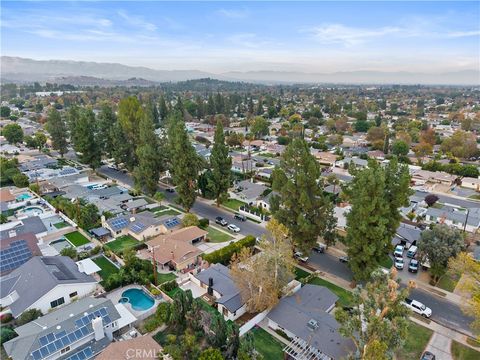 Tiny photo for 7663 Sedan Avenue, West Hills, CA 91304 (MLS # SR26005541)