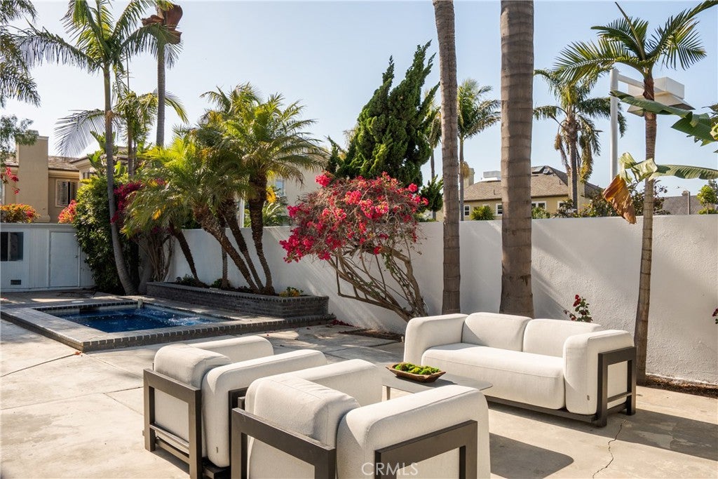 17182 Hillside Circle, Huntington Beach CA 92649 - Photo 29