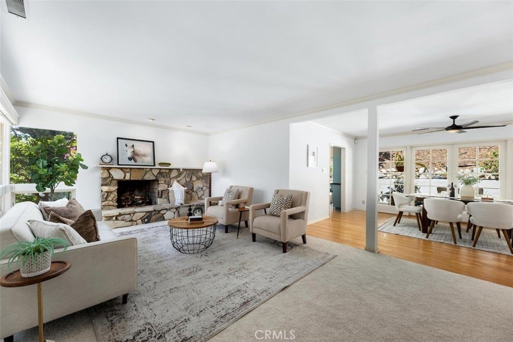 10527 Colebrook Street, Shadow Hills CA 91040