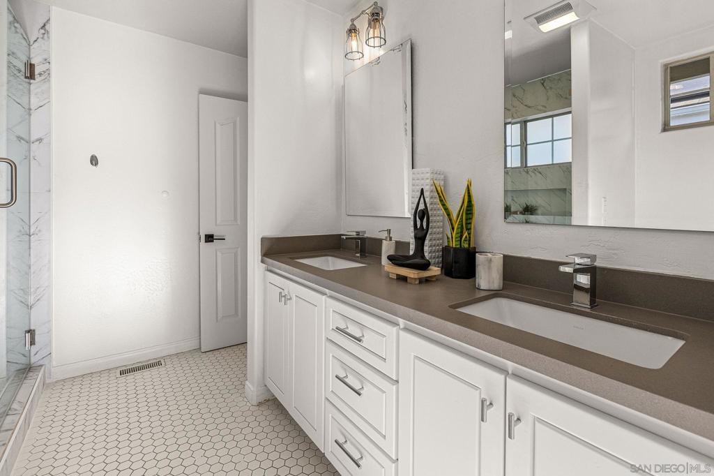 Rancho Santa Fe - Residential