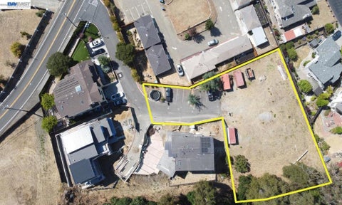 Photo of 4980 Jensen Rd, Castro Valley, CA 94552 (MLS # 41145085)