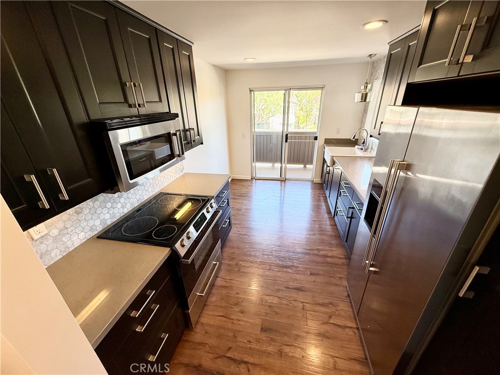 56 Corniche Drive G