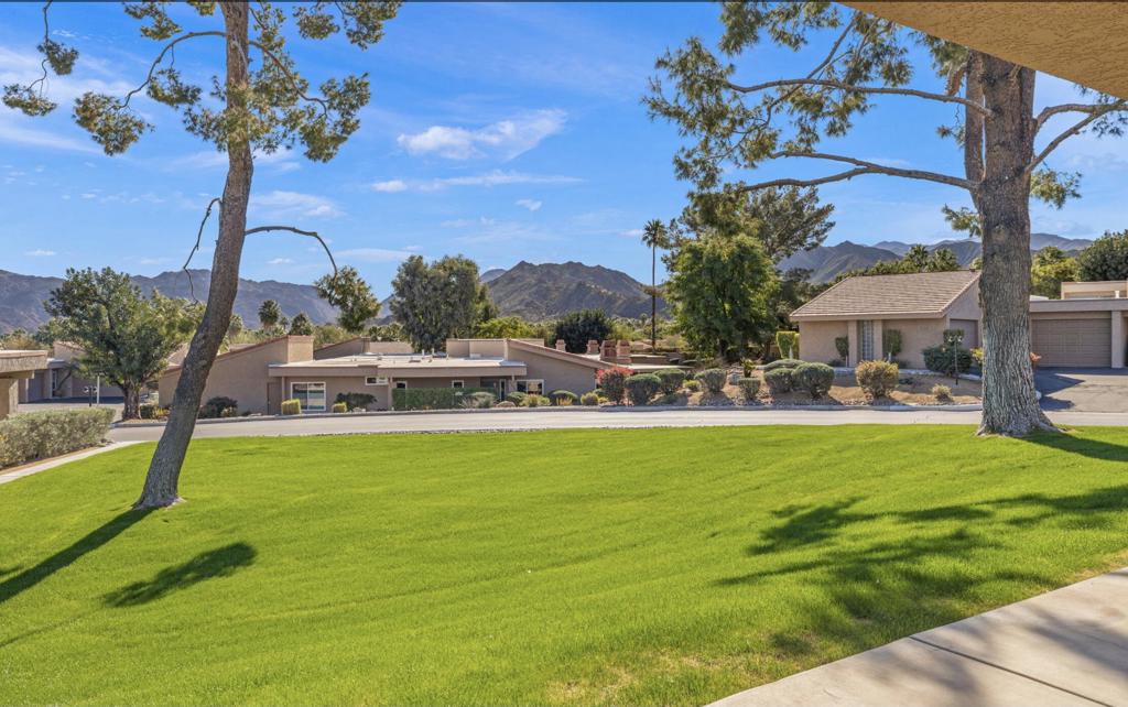 72550 Rolling Knoll Drive