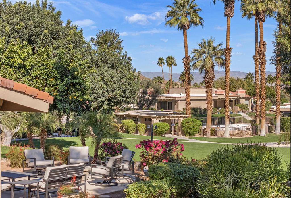 72550 Rolling Knoll Drive