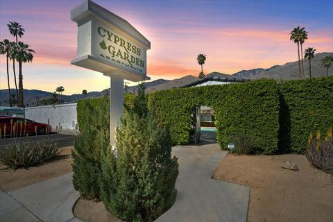 1595 S Indian Trail Palm Springs CA 92264