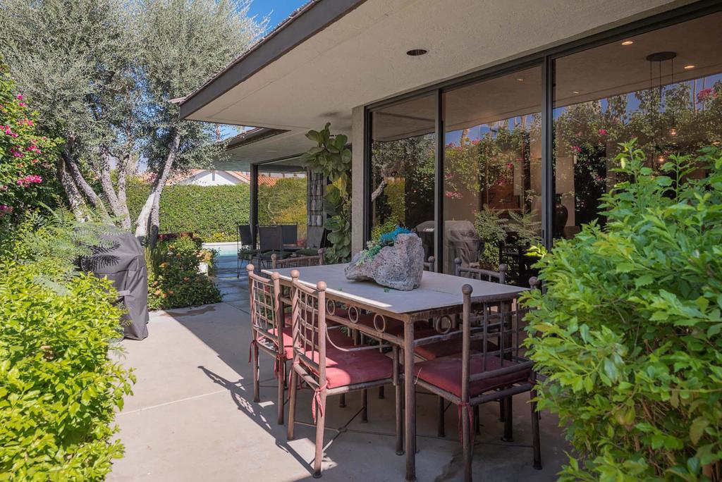 The Springs C.C. - Residential Lease