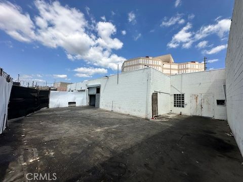 Photo of 939 Vignes Street, Los Angeles, CA 90012 (MLS # DW25221252)