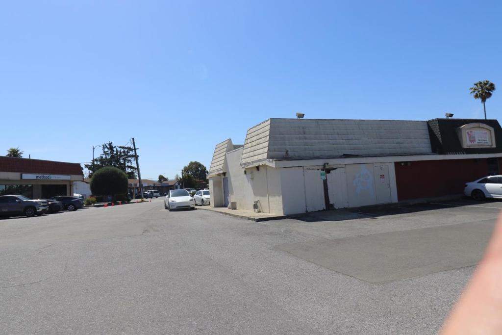 19101920 Camden Avenue