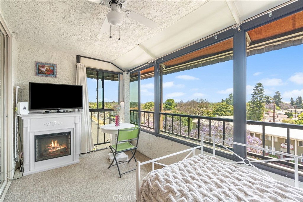 Bixby Knolls (BK) - Residential