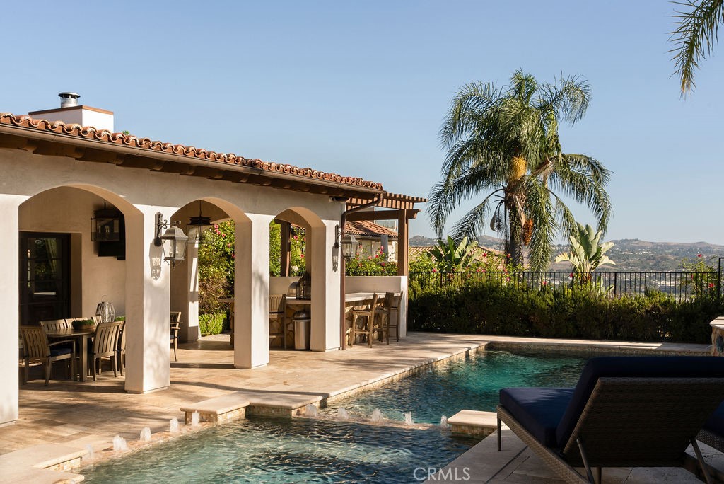 22487 Mission Hills Lane
