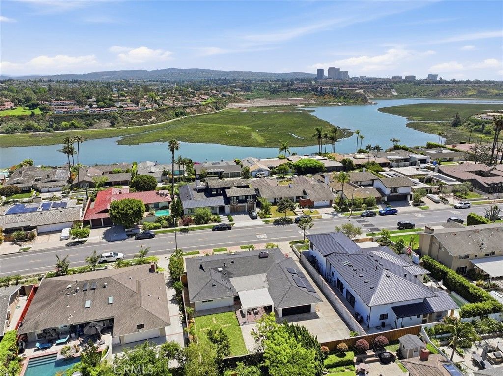 Photo of 1839 Santiago Dr, Newport Beach, CA 92660 (MLS # NP26085066)