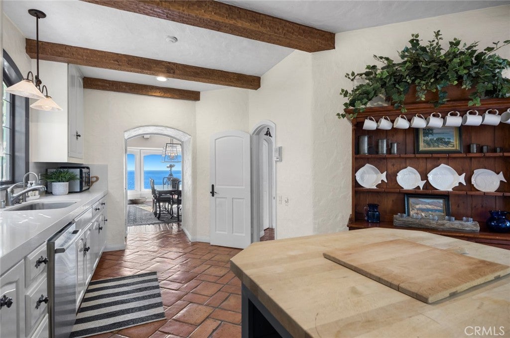 203 Crescent Bay Drive, Laguna Beach CA 92651 - Photo 16