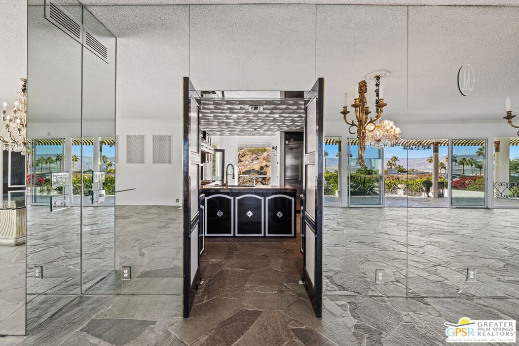 Little Tuscany - Residential