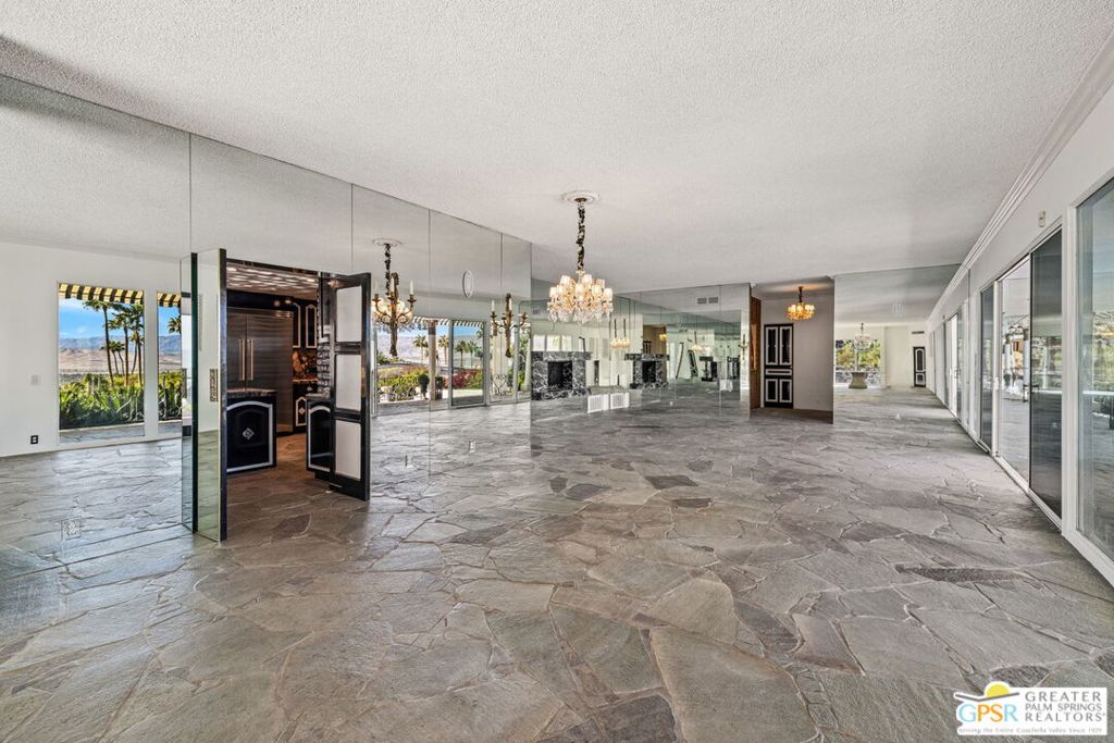 Little Tuscany - Residential