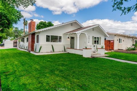 Photo of 2974 N Alameda Avenue, San Bernardino, CA 92404 (MLS # WS26117100)
