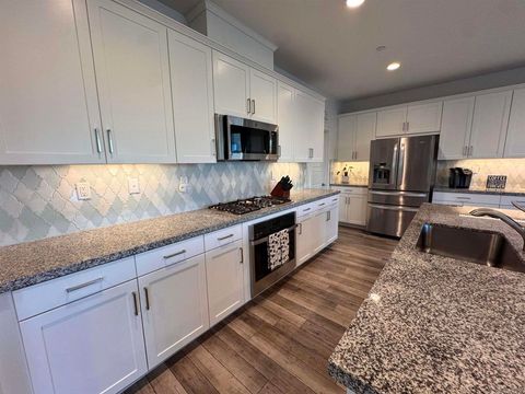 Tiny photo for 29356 Stageline Circle Cir, Menifee, CA 92584 (MLS # 260008687SD)