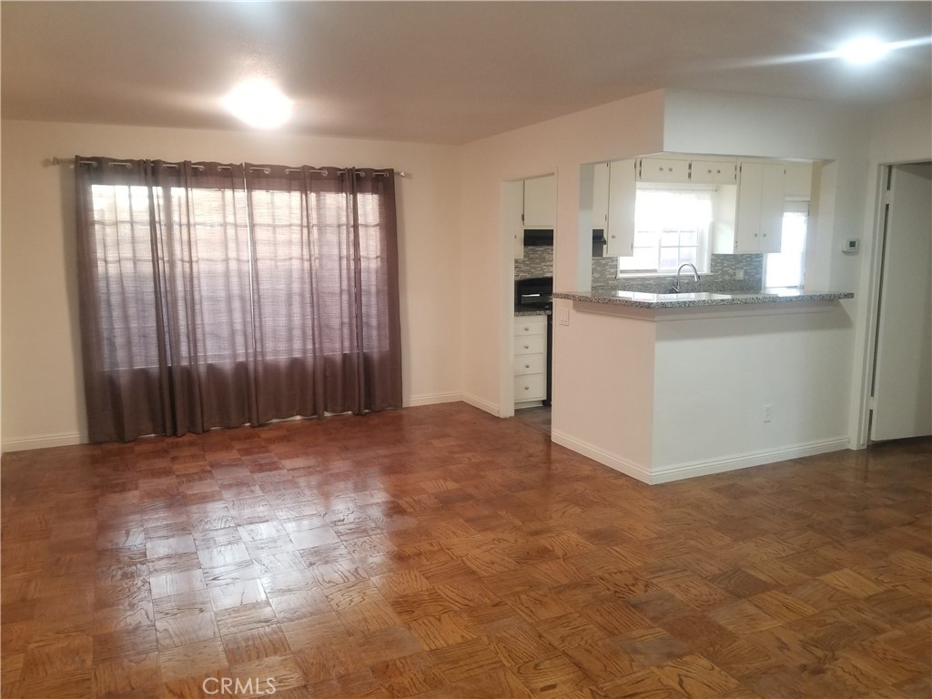 6982 San Julian