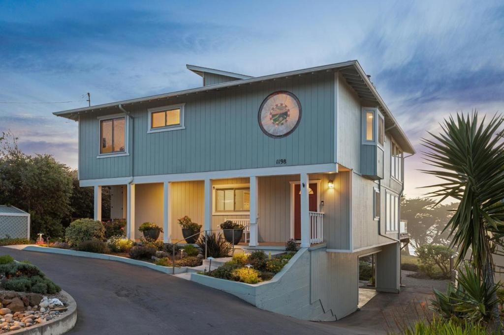 Photo of 1198 Main Street, Montara, CA 94037 (MLS # ML82040243)