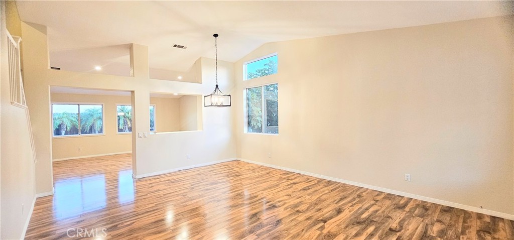 23501 Mountain Breeze