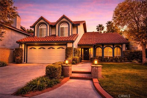 Photo of 28830 Shadow Valley Ln, Saugus, CA 91390 (MLS # SR26078672)