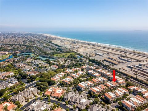 Photo of 19595 Oakdale Lane, Huntington Beach, CA 92648 (MLS # OC25219337)