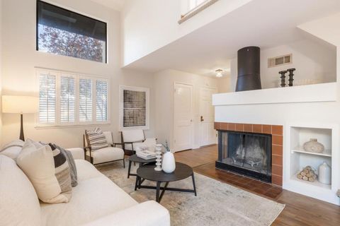 Properties 39 1467 Tyler Park Way Mountain View CA 94040