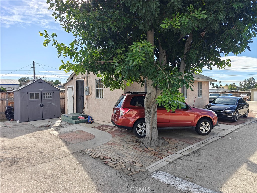 1494 S Mountain View