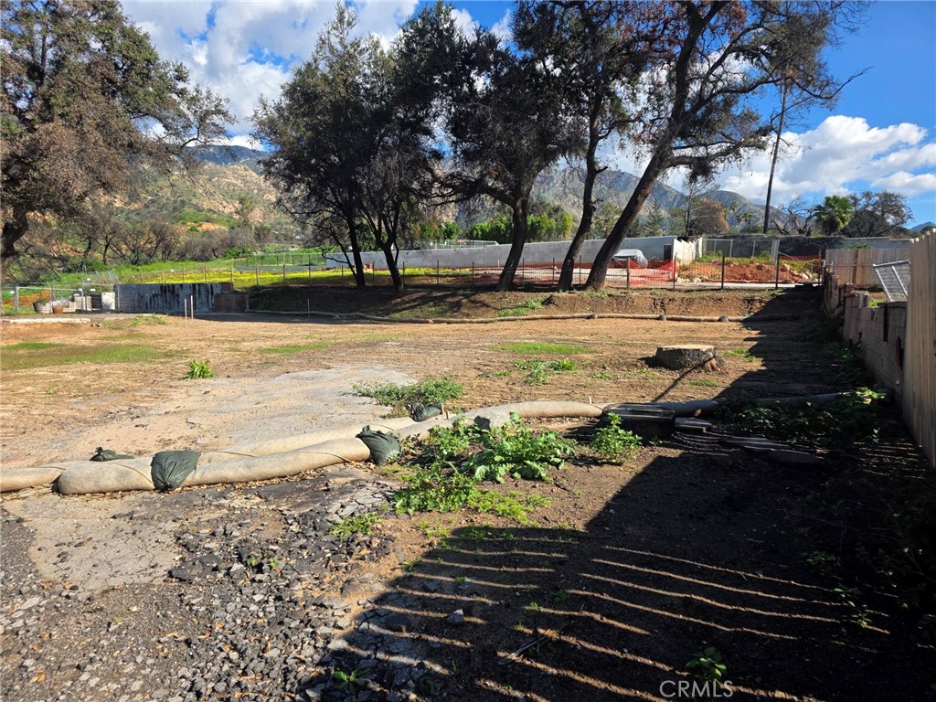 461 W Loma Alta