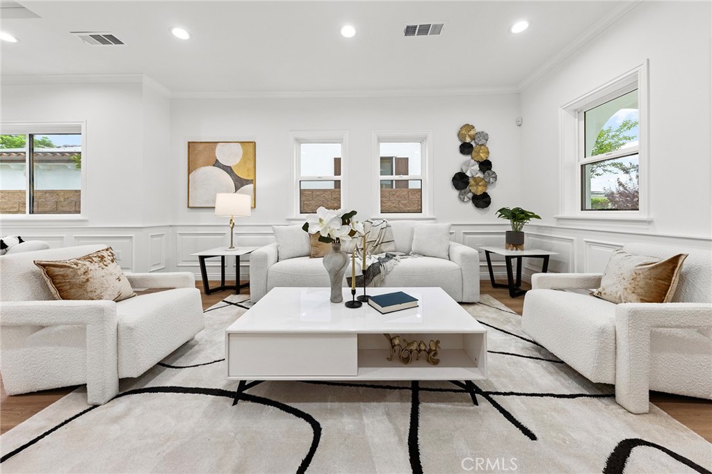 5463 Sultana