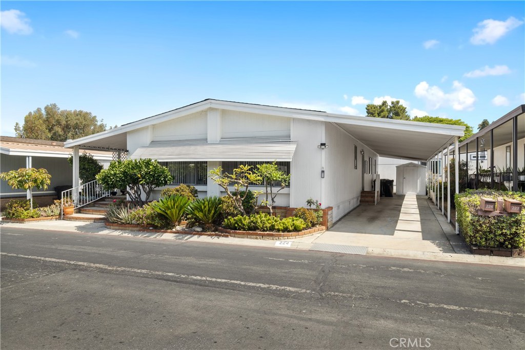 1919 W Coronet Avenue 224