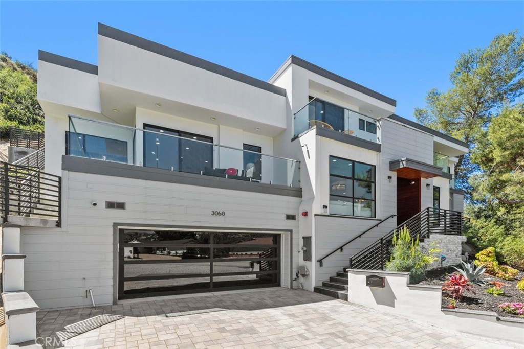 3060 Hollywell