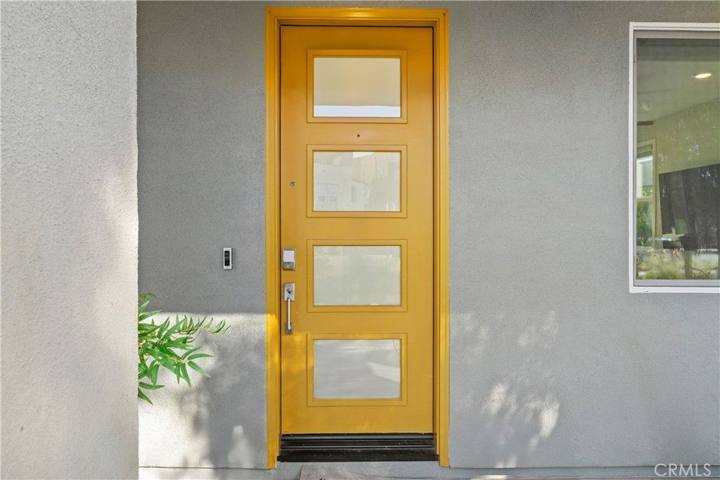 Photo of 124 Zawn, Irvine, CA 92618 (MLS # OC25272647)