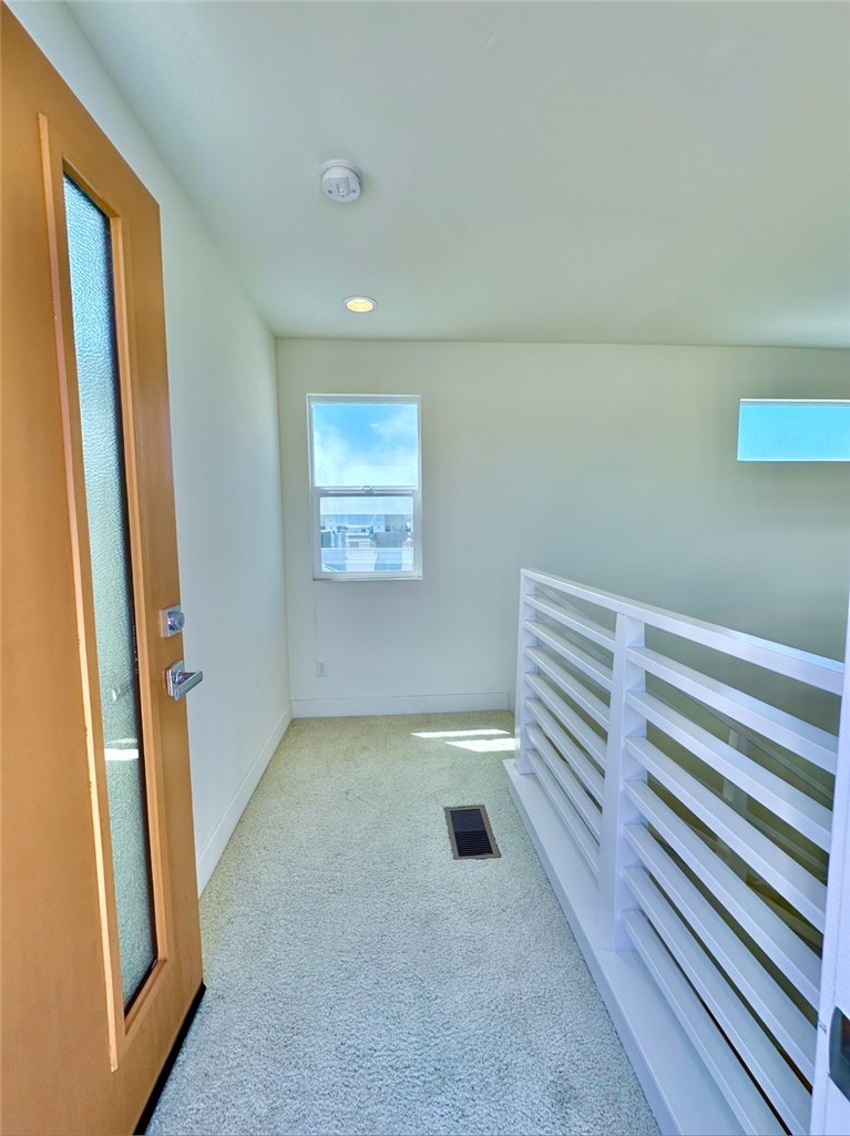 17 West - Residential Lease