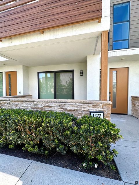 Photo of 1672 Topanga, Costa Mesa, CA 92627 (MLS # NP25241885) Photo of 1672 Topanga, Costa Mesa, CA 92627 (MLS # NP25241885)
