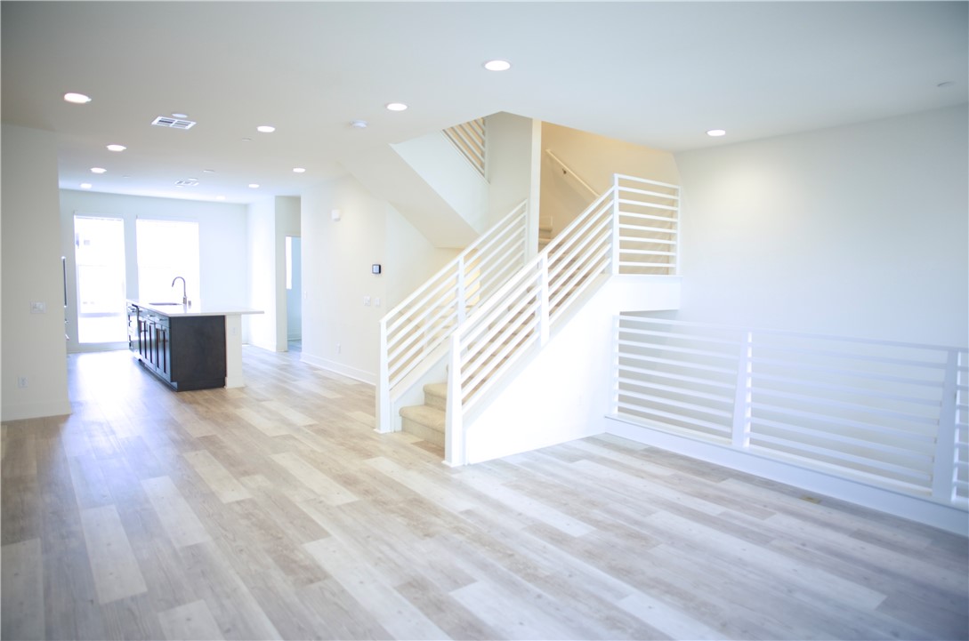 17 West - Residential Lease