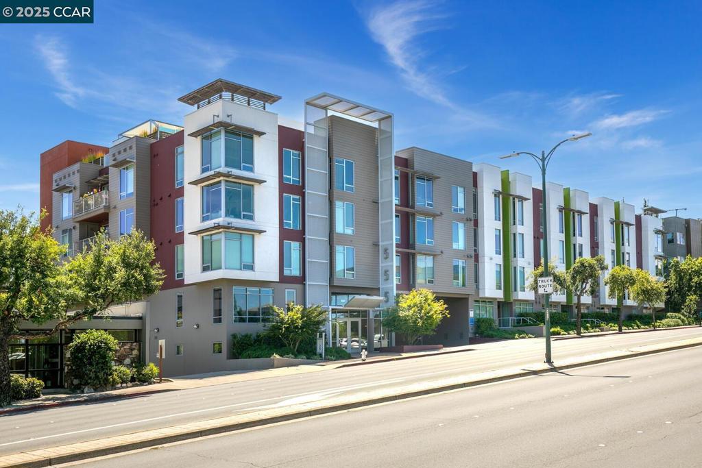 Experience luxury living in downtown Walnut Creek! This spacious 1-bedroom, 1-bath contemporary condo boasts an open floor plan with floor-to-ceiling windows and hardwood floors. The sleek kitchen is equipped with European cabinetry, stainless steel appliances, and quartz countertops. The primary bedroom features a walk-in closet and a balcony overlooking the courtyard. Enjoy the convenience of an in-unit laundry closet with a front-load washer and dryer. One reserved parking spot, along with additional storage, is available in the secure underground garage. The building offers an array of upscale amenities, including a rooftop sky lounge with BBQs, a fireplace, and breathtaking views of Mt. Diablo; a renovated fitness center; and a media room. With secure entry, two elevators, and a garden-like courtyard, this home blends city living with suburban comfort—just minutes from dining, shopping, trails, top-rated schools, BART, and easy access to HWY 24/680.