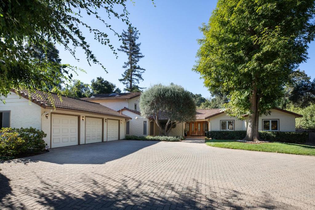 11550 Magdalena Avenue