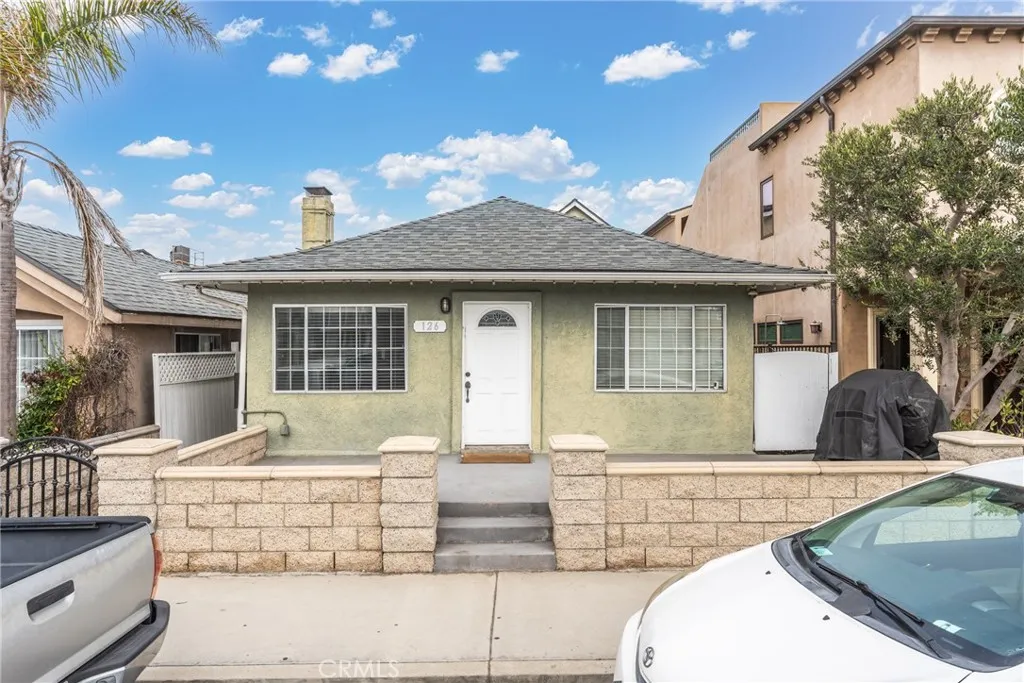 Newport Beach, California 92661, United States, ,Residential,Active,227302