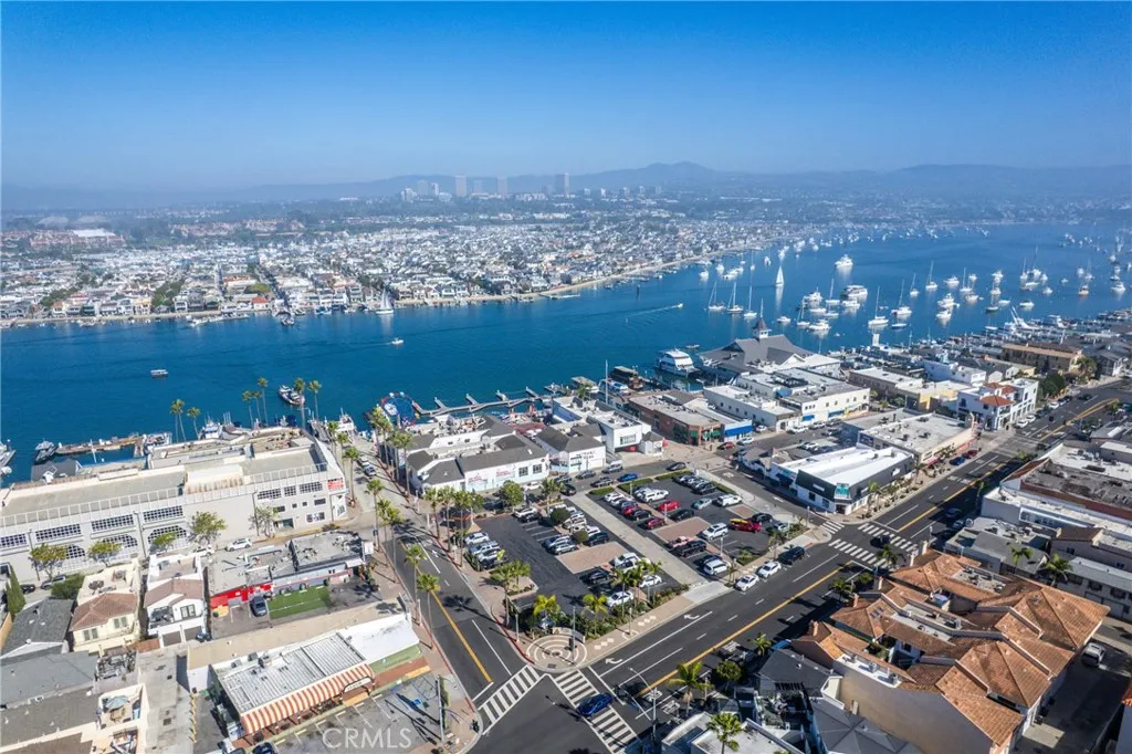 Newport Beach, California 92661, United States, ,Residential,Active,227302