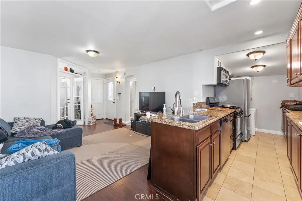 Newport Beach, California 92661, United States, ,Residential,Active,227302