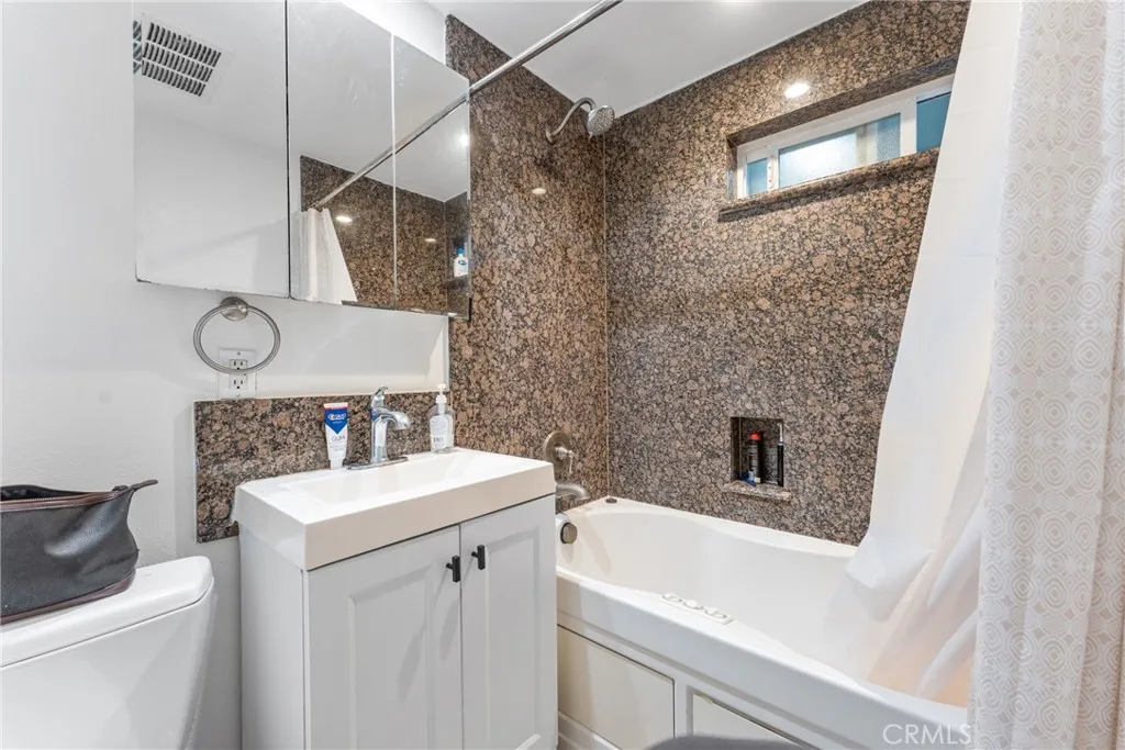 Newport Beach, California 92661, United States, ,Residential,Active,227302