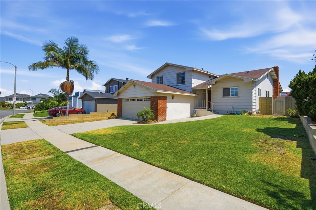 Photo 1 of 72 — 1047 Ashbridge Lane, Harbor City, CA 90710